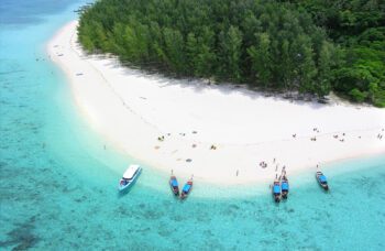 Экскурсия на острова Пхи Пхи с Пхукета фото №1