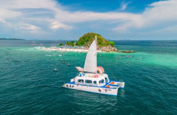 Экскурсии на катамаране на Пхукете фото №3